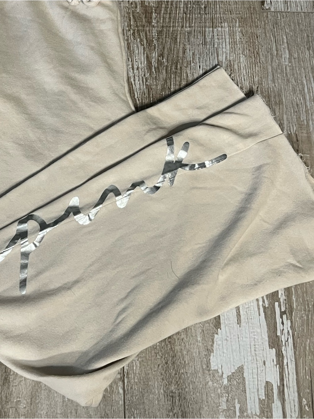 EUC!💗PINK Victoria's Secret Campus Logo FLARE SWEATPANTS!Creamy Tan/Silver Sz-M - Picture 6 of 8